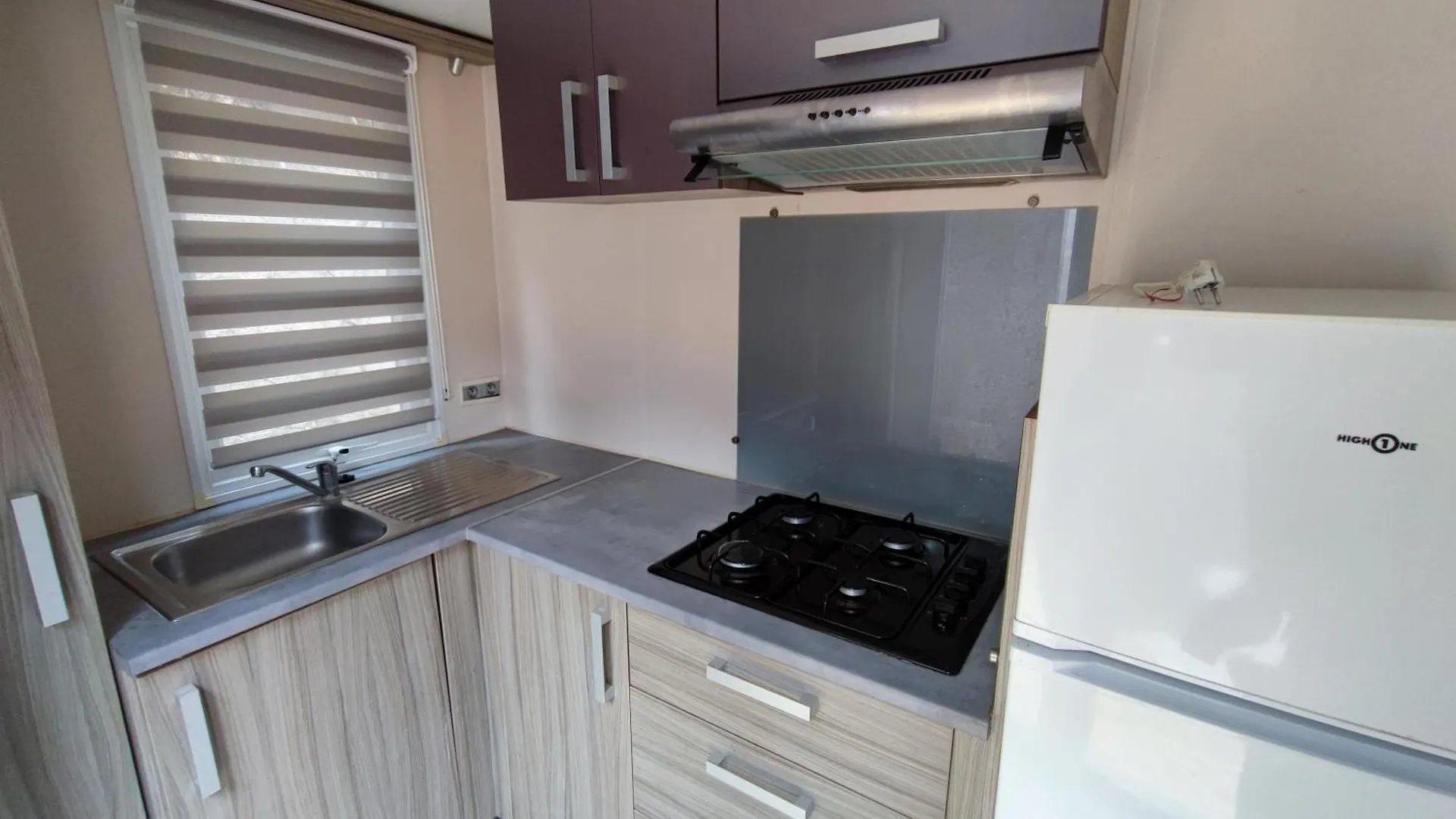 مكان تخييم Camping Santa Elena يوريت دي مار